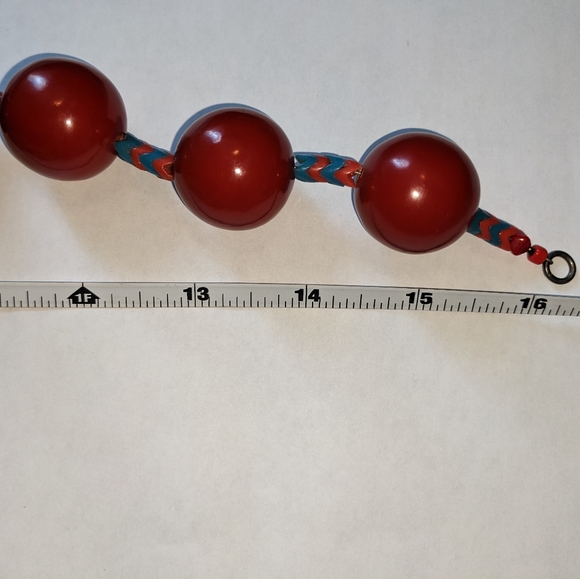 VTG CHUNKY PLASTIC BEADED NECKLACE - Picture 5 of 7